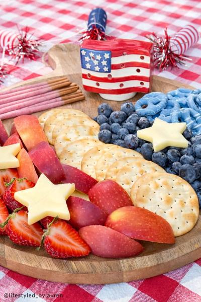 Light-Up Sitter Charcuterie Board | Serving Set | Mud Pie