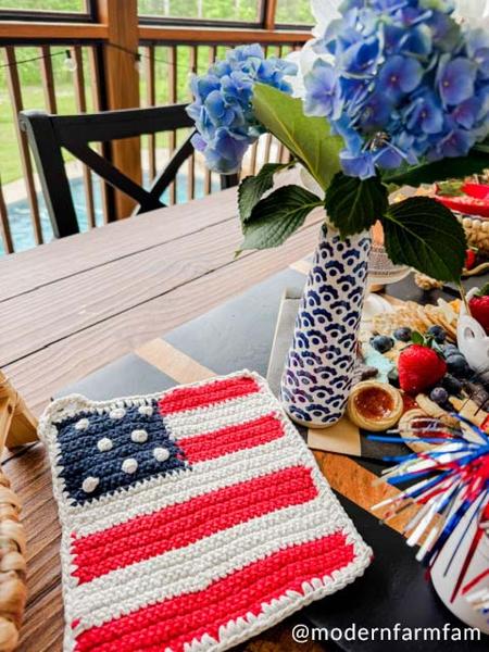 Americana Flag Crochet Pot Holder | Mud Pie