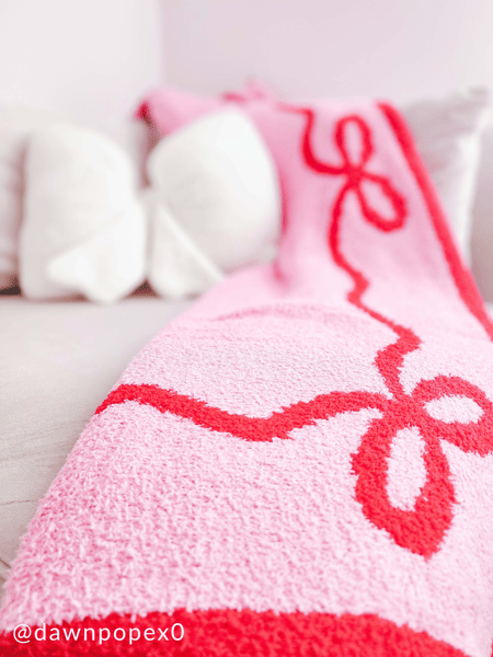 Mud Pie Bow Chenille Blanket - Thumbnail 4
