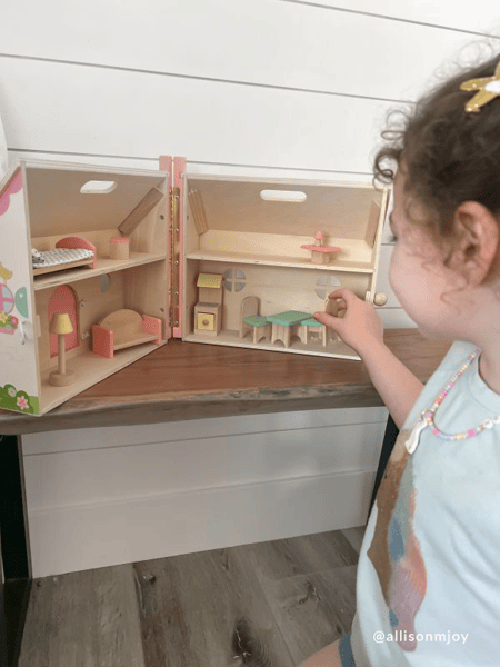 Doll House Set