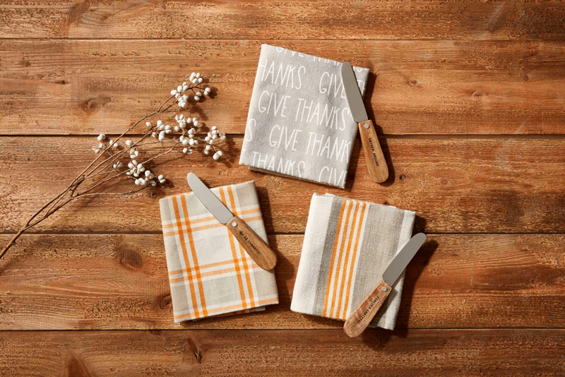 Mud Pie Pumpkin Towel and Spreader - Thumbnail 2