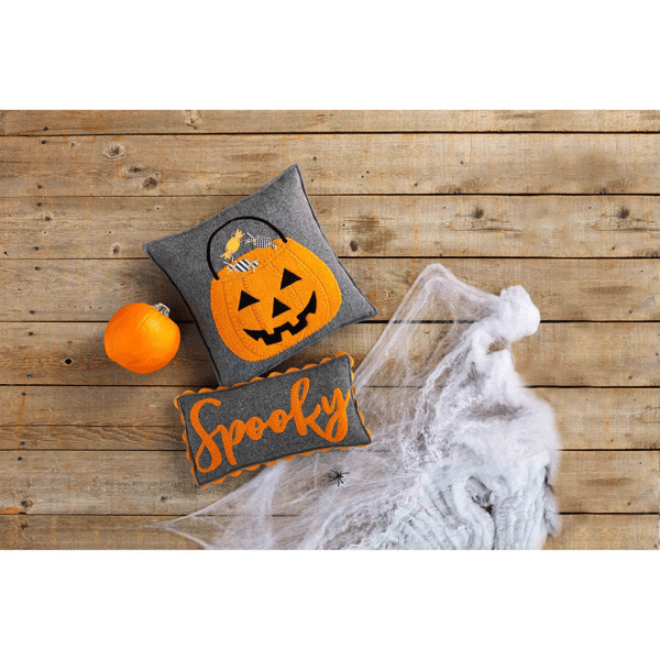 Spooky Felt Halloween Pillow - Thumbnail 4