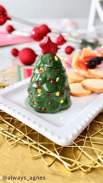 Christmas Tree Light-Up Sitter