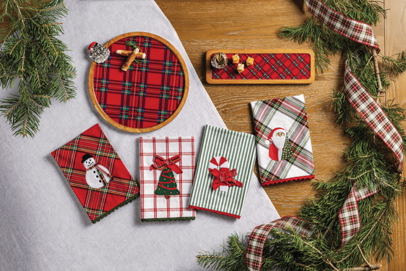 Mud Pie Santa Boucle Icon Towel - Thumbnail 2