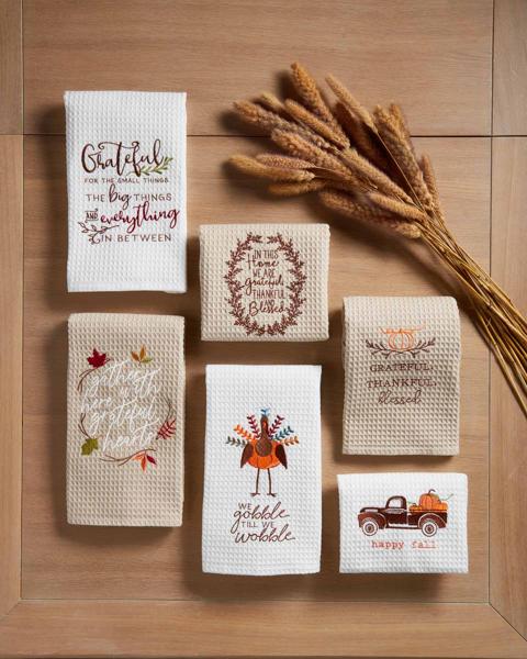 Mud Pie Gather Hand Towel - Thumbnail 2