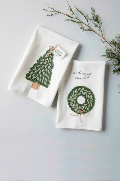 Mud Pie Tree Knot Applique Towel - Thumbnail 2