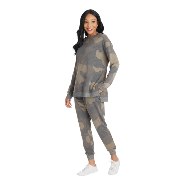 Custom Hoodies & Sweatshirts in Bulk Custom Hoodies & Sweatshirts in Bulk