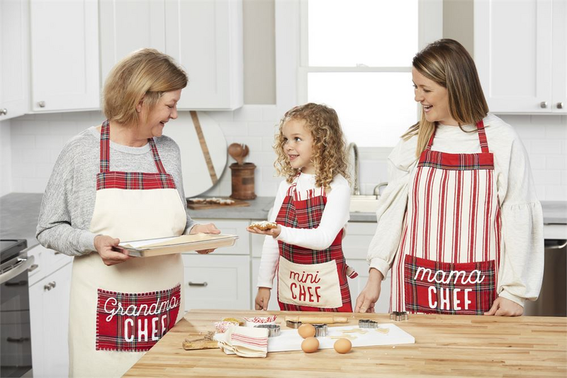 Mud Pie Gift Set, Moms Kitchen, apron 34 x 27 | holder 7 1/2 dia, CREAM