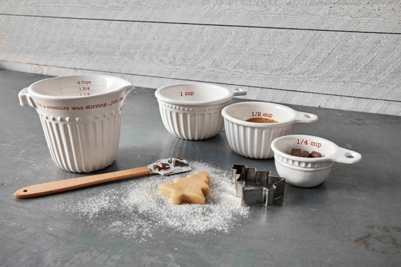 Holiday Measuring Cup and Spatula Set - Thumbnail 4