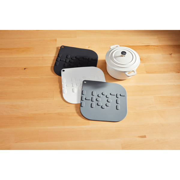 Black Magnetic Silicone Trivet - Thumbnail 2