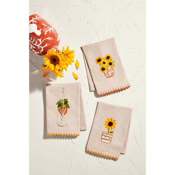 Mud Pie Sunflower Towel - Thumbnail 2